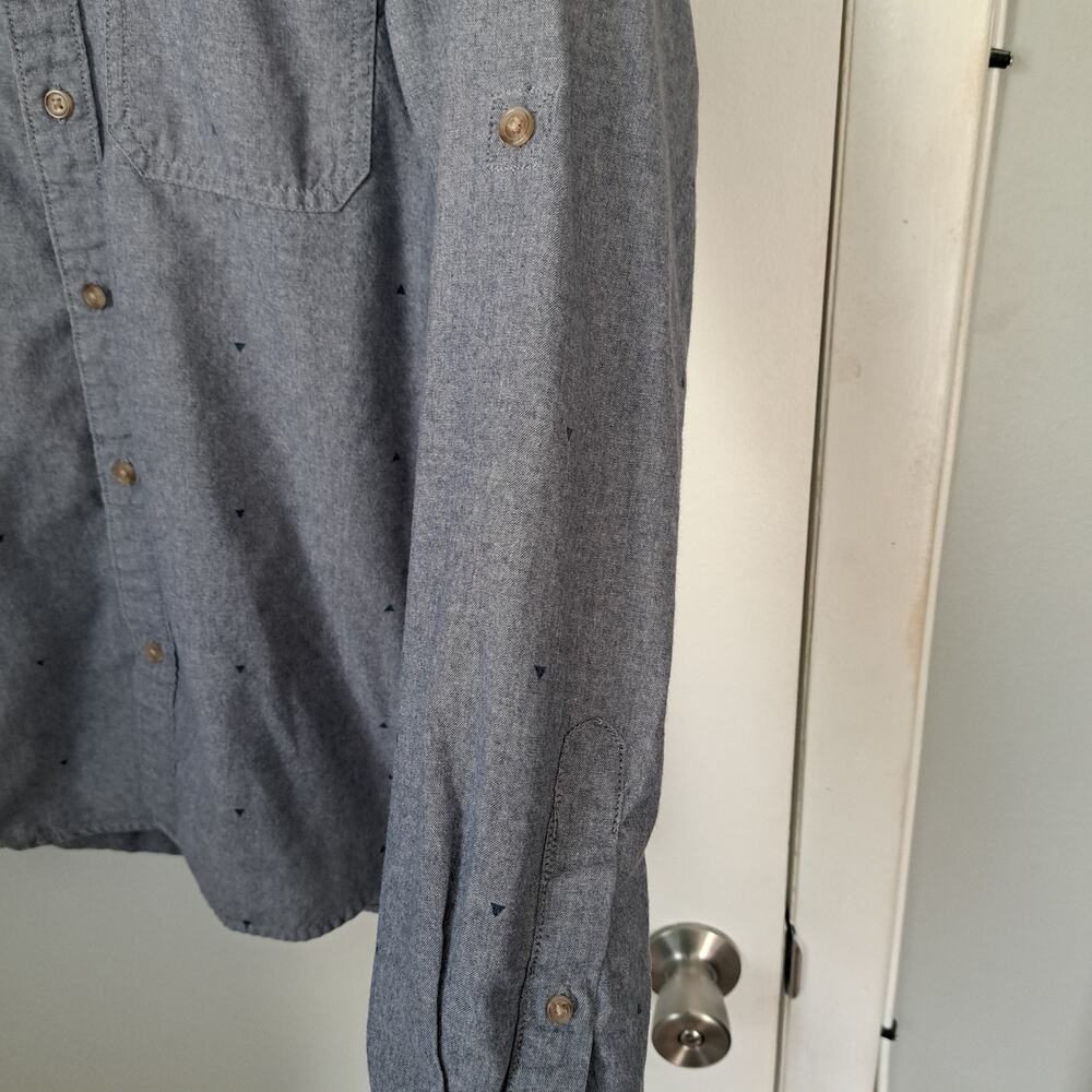 Urban Pipeline Button Down Shirt Triangle Pattern Blue Vintage Wash Men's Small - Picture 5 of 8